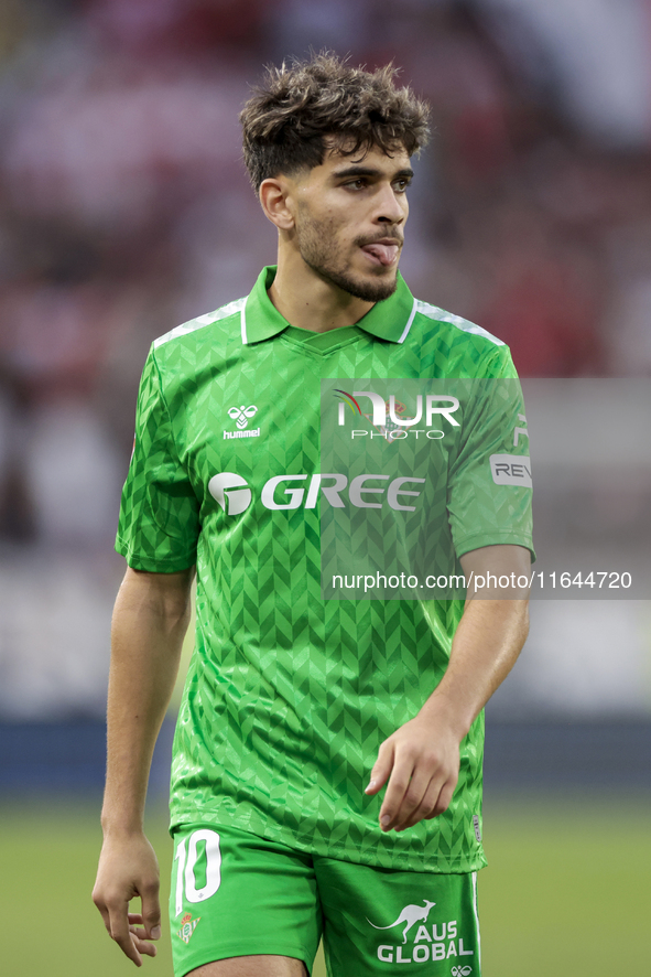 Ez Abde of Real Betis participates in the La Liga EA Sports match between Sevilla FC and Real Betis at Sanchez Pizjuan in Seville, Spain, on...