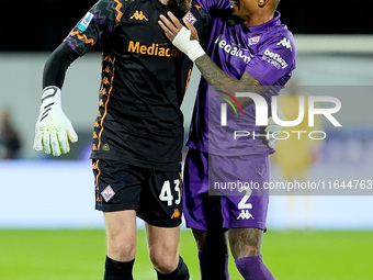 Dodo of ACF Fiorentina celebrates with David De Gea after Albert Gudmundsson scored second goal during the Serie A Enilive match between ACF...