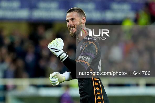 David De Gea of ACF Fiorentina celebrates after Albert Gudmundsson scored second goal during the Serie A Enilive match between ACF Fiorentin...