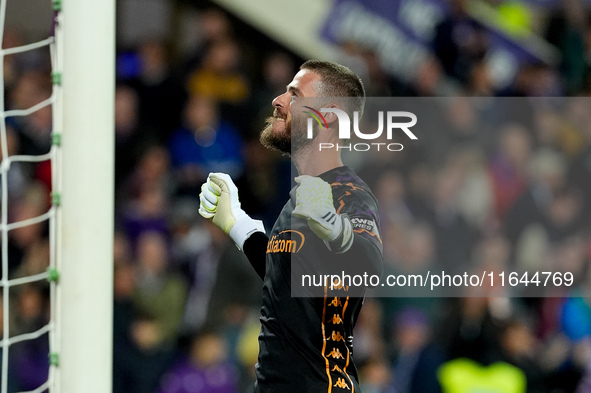 David De Gea of ACF Fiorentina celebrates after Albert Gudmundsson scored second goal during the Serie A Enilive match between ACF Fiorentin...