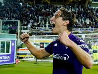 Edoardo Bove of ACF Fiorentina celebrates the victory at the end of the Serie A Enilive match between ACF Fiorentina and AC Milan at Stadio...