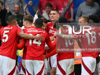 The Reds celebrate after Chris Wood of Nottingham Forest scores a goal to make it 0-1 during the Premier League match between Chelsea and No...