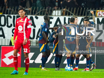 Artem Dovbyk celebrates the goal with his teammates during the match between AC Monza and AS Roma, Serie A, at U-Power Stadium in Monza, Ita...