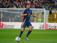 Bryan Cristante plays during the match between AC Monza and AS Roma in Serie A at U-Power Stadium in Monza, Italy, on October 6, 2024. (