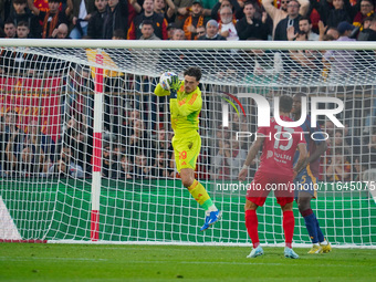 Mile Svilar plays during the match between AC Monza and AS Roma in Serie A at U-Power Stadium in Monza, Italy, on October 6, 2024. (