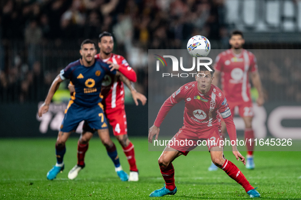 Matteo Pessina of AC Monza plays during the Serie A match between Monza and AS Roma at U-Power Stadium in Monza, Italy, on October 6, 2024. 