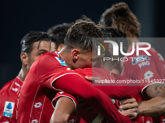 Daniel Maldini of AC Monza celebrates Dani Mota's goal with his teammates during the Serie A match between Monza and AS Roma at U-Power Stad...