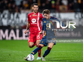 Nicola Zalewski of AS Roma plays during the Serie A match between Monza and AS Roma at U-Power Stadium in Monza, Italy, on October 6, 2024....