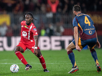 Warren Bondo of AC Monza plays during the Serie A match between Monza and AS Roma at U-Power Stadium in Monza, Italy, on October 6, 2024. (