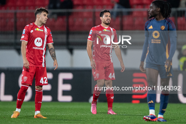 Andrea Carboni of AC Monza plays during the Serie A match between Monza and AS Roma at U-Power Stadium in Monza, Italy, on October 6, 2024. 