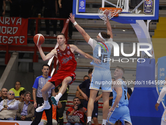 Jarrod Uthoff of Trieste is in action during the Italy Basket Serie A match between Napoli Basket and Pallacanestro Trieste at Fruit Village...