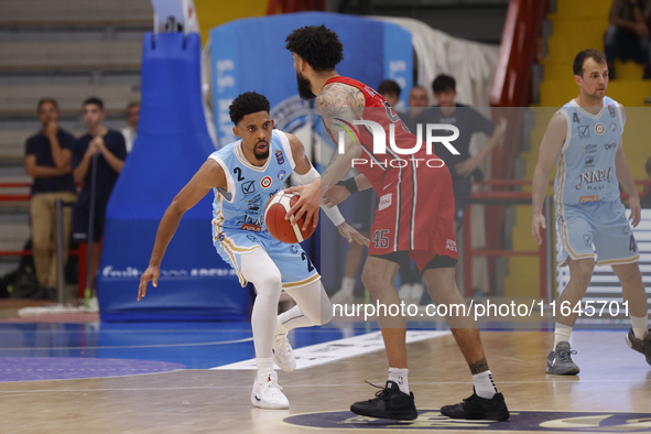 Zach Copeland of Napoli plays during the Italy Basket Serie A match between Napoli Basket and Pallacanestro Trieste at Fruit Village Arena i...