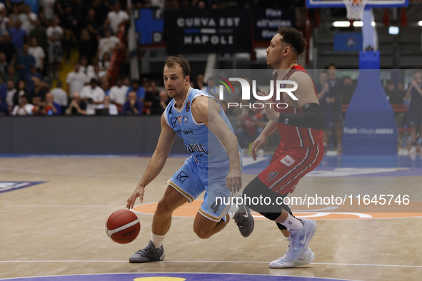 Napoli's Kevin Pangos and Trieste's Colbey Ross are in action during the Italy Basket Serie A match between Napoli Basket and Pallacanestro...