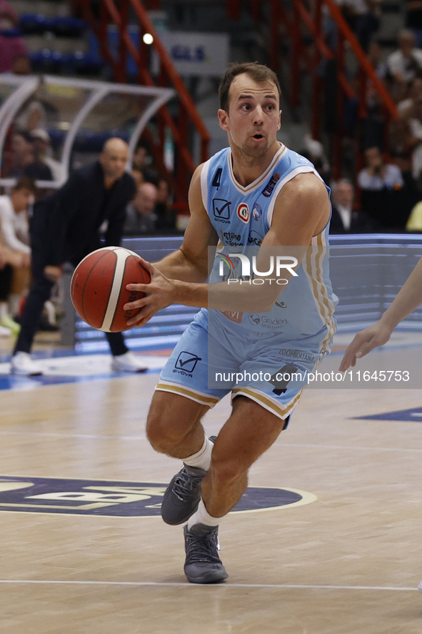 Kevin Pangos of Napoli plays during the Italy Basket Serie A match between Napoli Basket and Pallacanestro Trieste at Fruit Village Arena in...