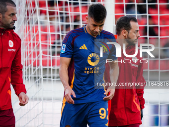 Stephan El Shaarawy (AS Roma) sustains an injury during the Italian championship Serie A football match between AC Monza and AS Roma at U-Po...