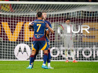 Artem Dovbyk (AS Roma) celebrates the goal with Lorenzo Pellegrini (AS Roma) during the Italian championship Serie A football match between...