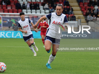 Hayley Raso of Tottenham Hotspur Women plays during the Barclays FA Women's Super League soccer match between Tottenham Hotspur Women and Li...