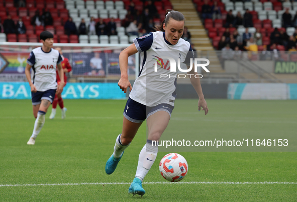 Hayley Raso of Tottenham Hotspur Women plays during the Barclays FA Women's Super League soccer match between Tottenham Hotspur Women and Li...