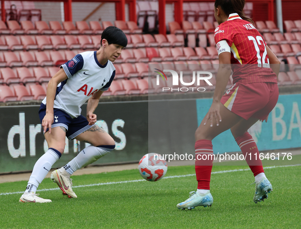 Ashleigh Neville of Tottenham Hotspur Women plays during the Barclays FA Women's Super League soccer match between Tottenham Hotspur Women a...