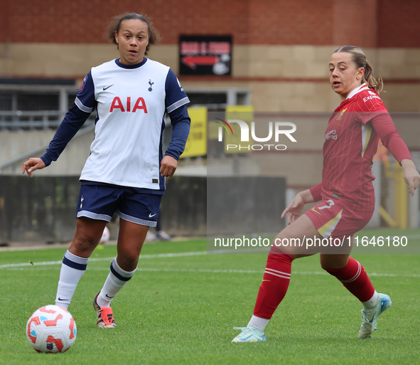 Drew Spence of Tottenham Hotspur Women plays during the Barclays FA Women's Super League soccer match between Tottenham Hotspur Women and Li...