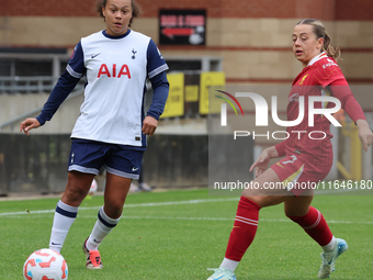 Drew Spence of Tottenham Hotspur Women plays during the Barclays FA Women's Super League soccer match between Tottenham Hotspur Women and Li...