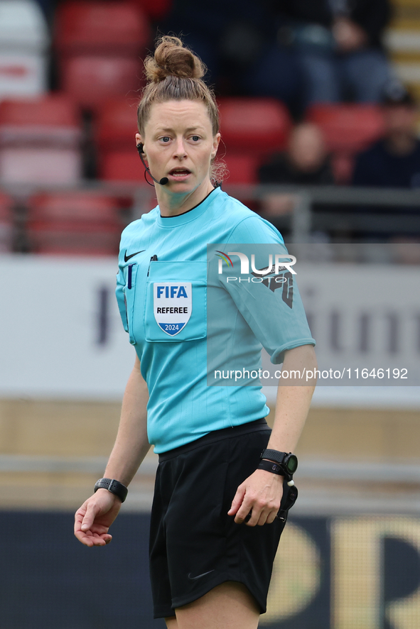 Referee Kirsty Dowie officiates during the Barclays FA Women's Super League soccer match between Tottenham Hotspur Women and Liverpool Women...