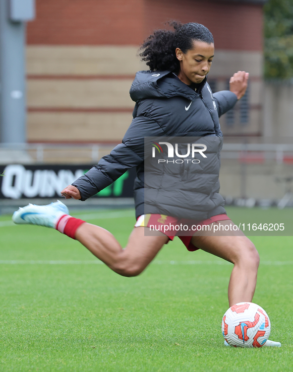 Hannah Silcock of Liverpool Women participates in the pre-match warm-up during the Barclays FA Women's Super League soccer match between Tot...