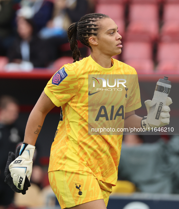 Becky Spencer of Tottenham Hotspur Women plays during the Barclays FA Women's Super League soccer match between Tottenham Hotspur Women and...