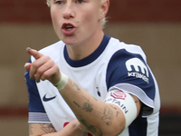 Bethany England of Tottenham Hotspur Women plays during the Barclays FA Women's Super League soccer match between Tottenham Hotspur Women an...