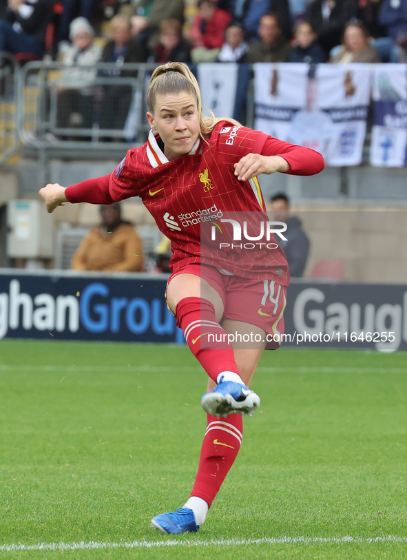 Marie Hobinger of Liverpool Women scores during the Barclays FA Women's Super League soccer match between Tottenham Hotspur Women and Liverp...