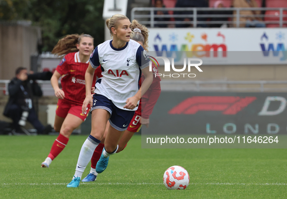 Amanda Nilden, on loan from Juventus, of Tottenham Hotspur Women plays during the Barclays FA Women's Super League soccer match between Tott...