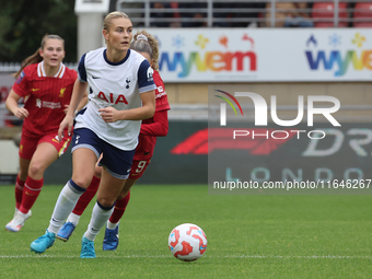 Amanda Nilden, on loan from Juventus, of Tottenham Hotspur Women plays during the Barclays FA Women's Super League soccer match between Tott...