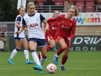 Amanda Nilden, on loan from Juventus, of Tottenham Hotspur Women and Leanne Kiernan of Liverpool Women are in action during the Barclays FA...