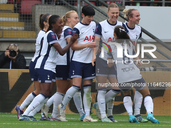 Clare Hunt of Tottenham Hotspur Women celebrates her goal during the Barclays FA Women's Super League soccer match between Tottenham Hotspur...