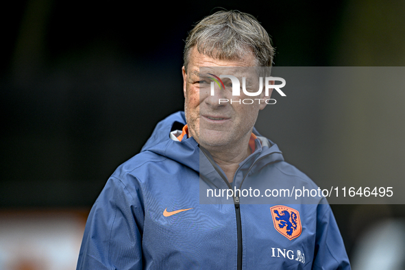 Netherlands assistant trainer Erwin Koeman is present during the training and press conference for the Netherlands on October 7, 2024, at th...