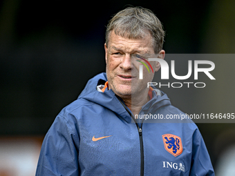 Netherlands assistant trainer Erwin Koeman is present during the training and press conference for the Netherlands on October 7, 2024, at th...