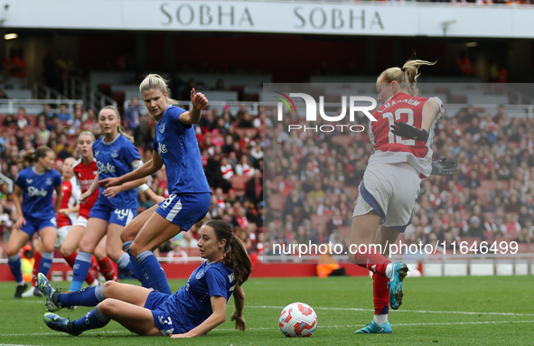 Clare Wheeler of Everton positions herself in the way of the ball during the Barclays FA Women's Super League match between Arsenal and Ever...