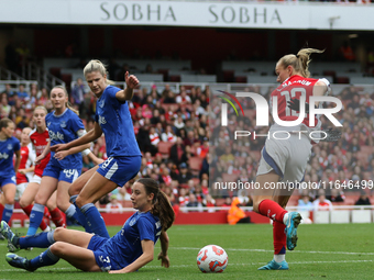 Clare Wheeler of Everton positions herself in the way of the ball during the Barclays FA Women's Super League match between Arsenal and Ever...