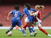 Beth Mead of Arsenal tackles Toni Payne during the Barclays FA Women's Super League match between Arsenal and Everton at the Emirates Stadiu...