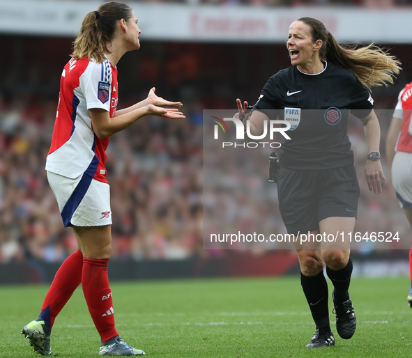 Laia Codina of Arsenal argues with the referee Stacey Pearson during the Barclays FA Women's Super League match between Arsenal and Everton...