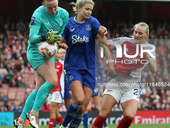 Stina Blackstenius of Arsenal fights for the ball in the box during the Barclays FA Women's Super League match between Arsenal and Everton a...