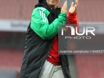 Katie McCabe of Arsenal thanks the fans after the Barclays FA Women's Super League match between Arsenal and Everton at the Emirates Stadium...