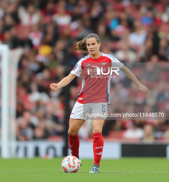 Arsenal's Laia Codina participates in the Barclays FA Women's Super League match between Arsenal and Everton at the Emirates Stadium in Lond...