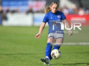 Shauna Guyatt, 23, from Ipswich, passes the ball during the FA Women's Premier League Premier Division between Ipswich Town Women and Watfor...