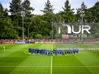 A minute of silence takes place before the training for Johan Neeskens during the match training and press conference for the Netherlands on...