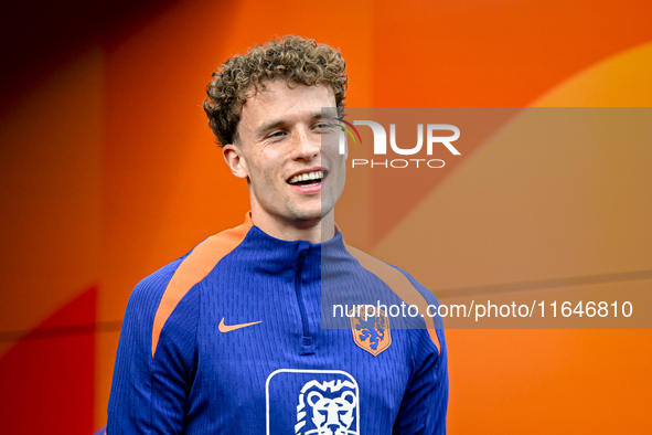 Netherlands player Mats Wieffer participates in the training and press conference for the Netherlands on October 7, 2024, at the KNVB Campus...