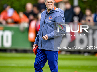 Netherlands assistant trainer Erwin Koeman is present during the match training and press conference for the Netherlands on October 7, 2024,...