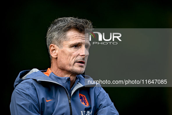 Netherlands assistant trainer Wim Jonk is present during the match training and press conference for the Netherlands on October 7, 2024, at...