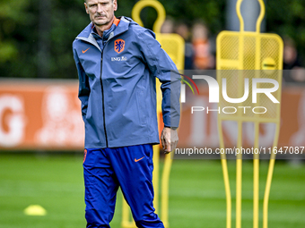 Netherlands assistant trainer Wim Jonk is present during the match training and press conference for the Netherlands on October 7, 2024, at...