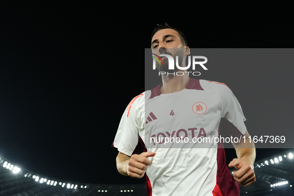 Bryan Cristante defensive midfield of Roma and Italy during the warm-up before the UEFA Europa League 2024/25 League Phase MD1 match between...